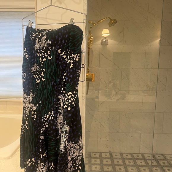 Veronica Beard Mac Skirt size 10 - Picture 2 of 4